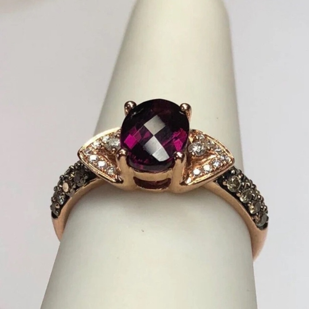 LeVian 14K Rose Gold Chocolate Vanilla Diamond Garnet ring size 9